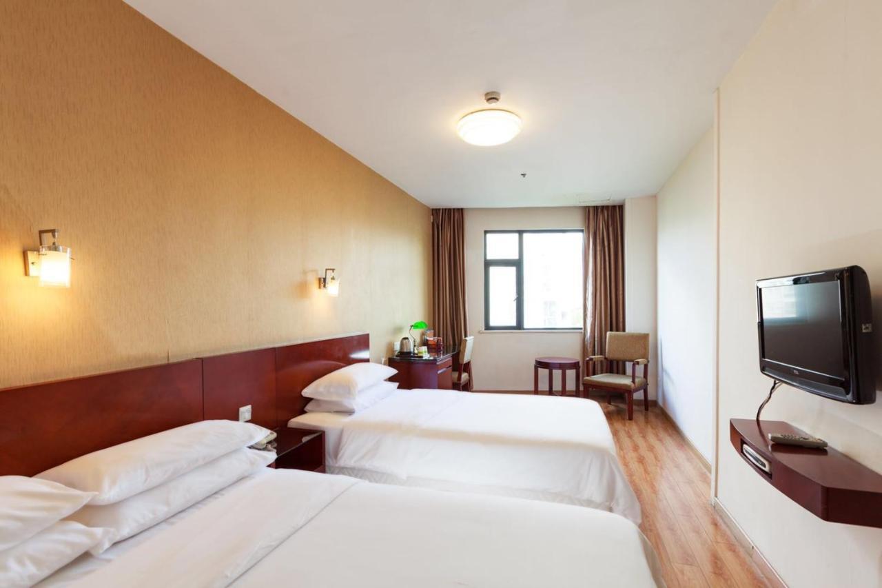 The Yard Hotel Shanghai 3*