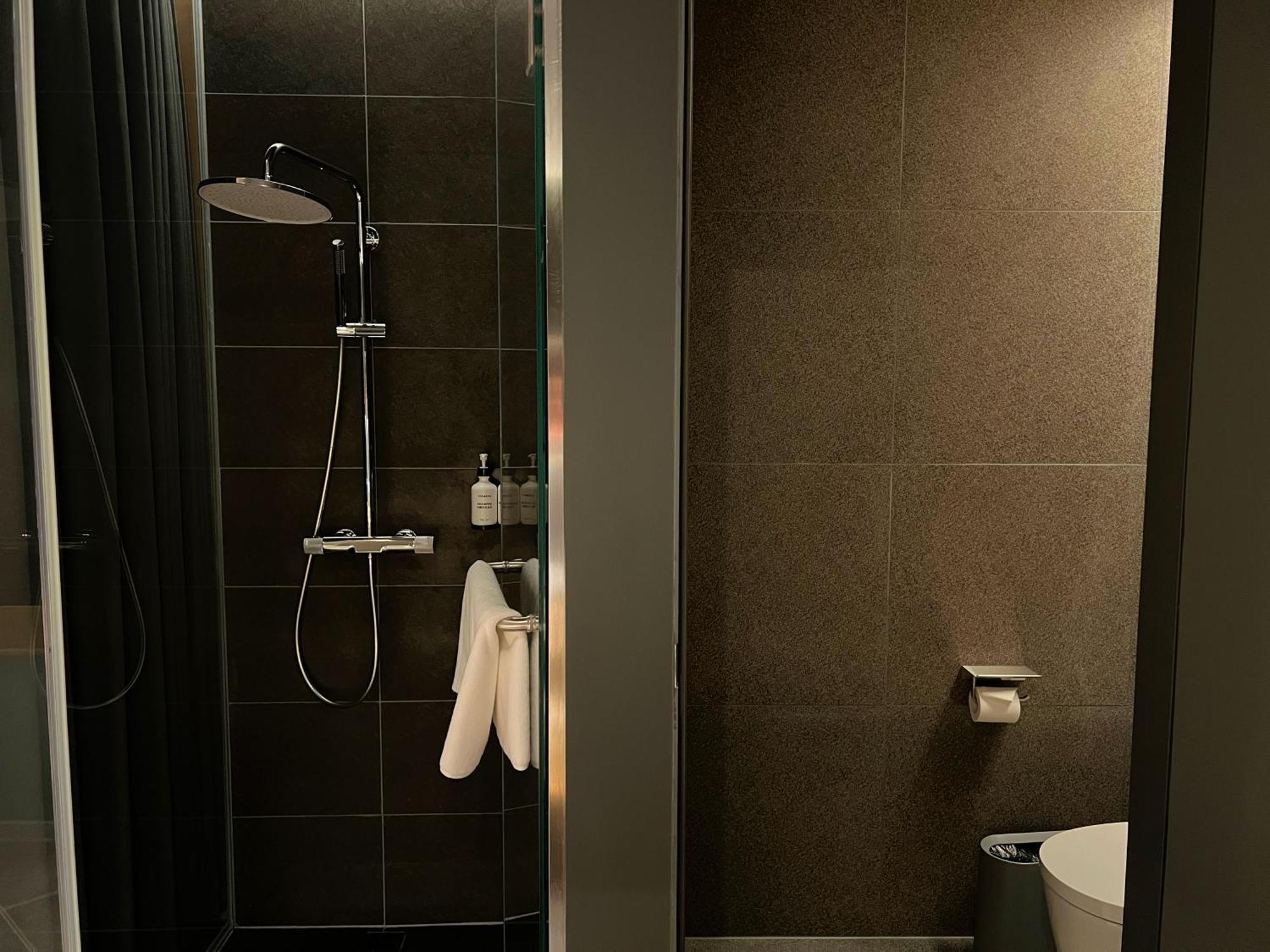 The Yard Hotel Shanghai 3*