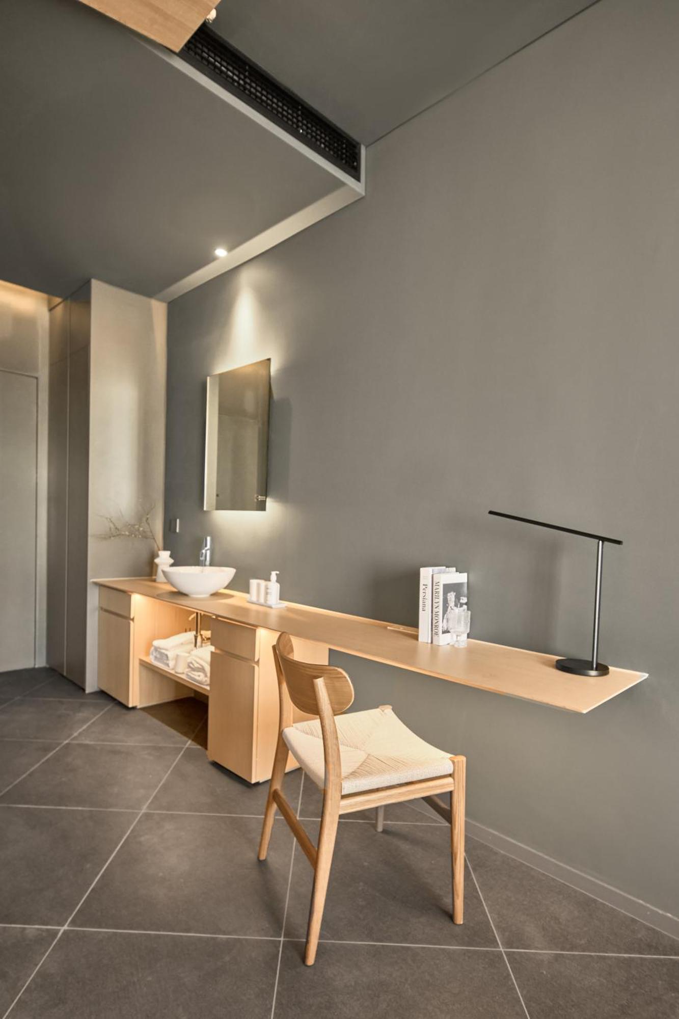 Hotel The Yard Hotel Shanghai 3*